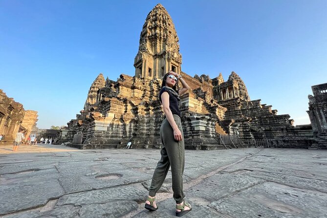 2-Day Angkor Wat Tour with Banteay Srei and Floating Village - Day 2 at 4:40 AM: Ta Prohm, Pre Rup, Preah Khan, and the carved calm of Banteay Srei