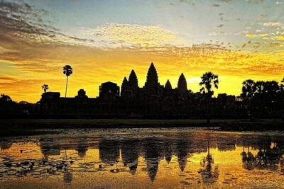 2-Day Phnom Penh to Siem Reap and Angkor Wat Temples - Day 1: Skun Spider Sanctuary, Kampong Kdei, and Tonlé Sap village life