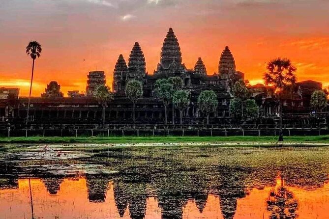 2 Day Small Group Guided Tour Siem Reap Province - Day 1 sunrise: what makes the 4 AM start worth it