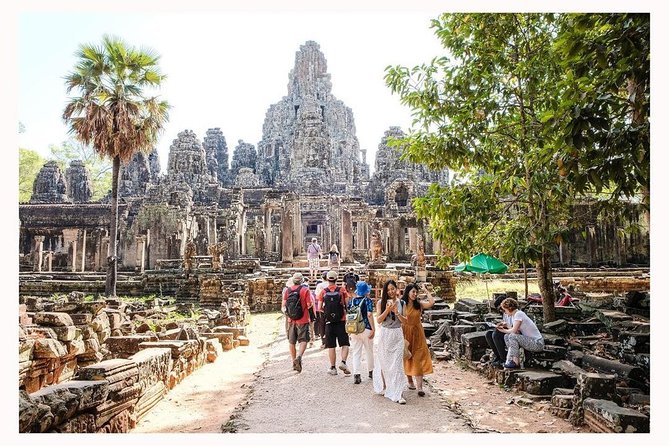3-Day Tour (The Historical of Khmer Empire) - Day 1: Angkor Thom faces, terraces, and the delicate carving temples