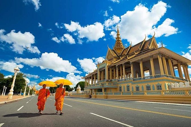 A Half Day Tour in Phnom Penh City - Silk Island on the Mekong: countryside rhythm and a tuk tuk side of life