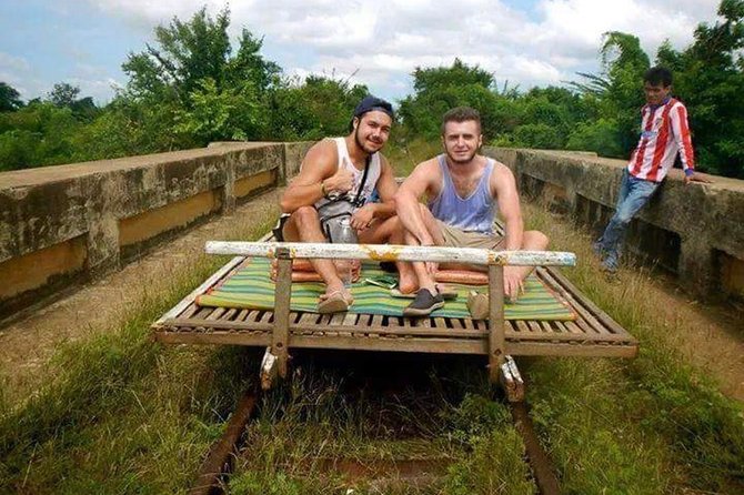 Afternoon tour by tuk tuk to bamboo train,bat cave,killing cave,countryside. - Key takeaways before you go
