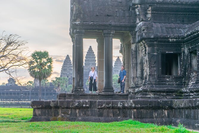 Angkor Adventure Vespa Tour / Tuk Tuk or Car - Why Angkor feels different on a Vespa