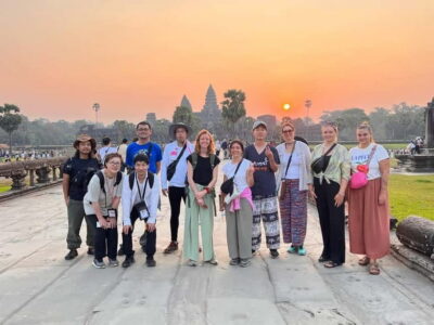 Angkor Sunrise or Sunset Tour (includes breakfast or lunch) - Angkor Wat at Dawn: What You Get From a Guided 3-Hour Block