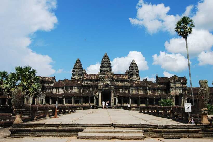 Angkor Wat Full-Day Private Tour with Sunrise - Timing and flow: what a 7-hour day really feels like