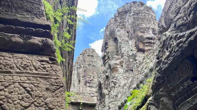 Angkor Wat: Highlights and Sunrise Guided Tour - Pickup at 4:15 AM and the eastern-gate plan through the dark