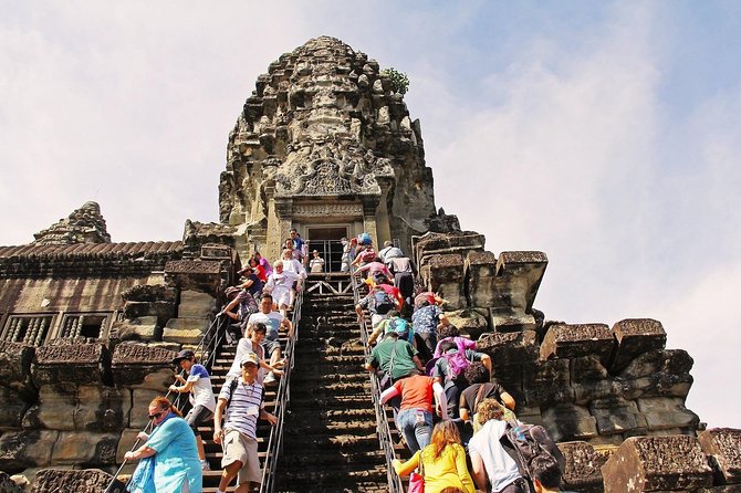 Angkor Wat Private Day Tour from Siem Reap - Stop 1: Angkor National Park area and getting your bearings fast