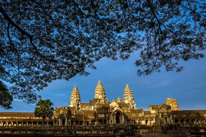Angkor Wat Private Day Tour from Siem Reap - Stop 5: Terrace of the Elephants and the Leper King sculpture