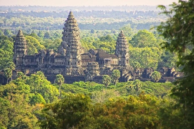 Angkor Wat Private Tour in a Tuk Tuk - Terrace of the Elephants: a stop where the view matters