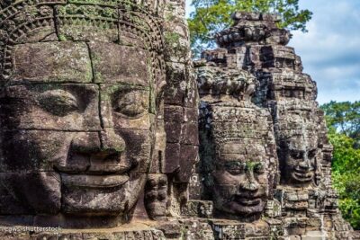Angkor Wat Sunrise tour with Small - Group and Guide tours - Meeting Point, Pickup, and the 4:30am Reality