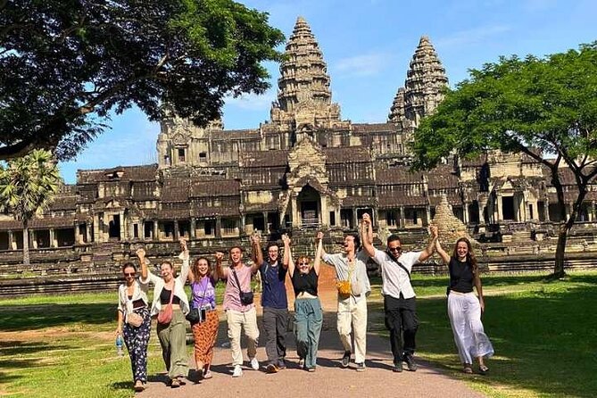 Angkor Wat Sunset Small Group Tour with Lunch Included - Pickup timing and how a 9–10 hour day feels