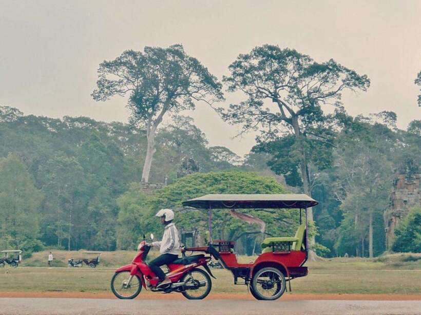 Angkor Wat Tour by Tuk-Tuk with English Speaking Driver - Sunrise timing at Angkor Wat, plus the sunset-friendly alternatives