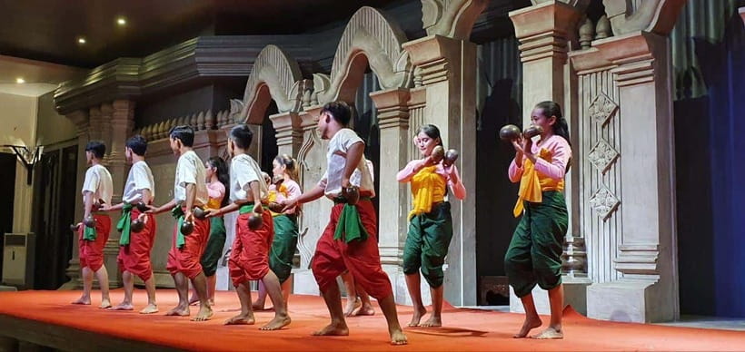 Apsara Performance with Dinner include Pick up & Drop off - Khmer myth in motion: what you’re seeing in an Apsara show