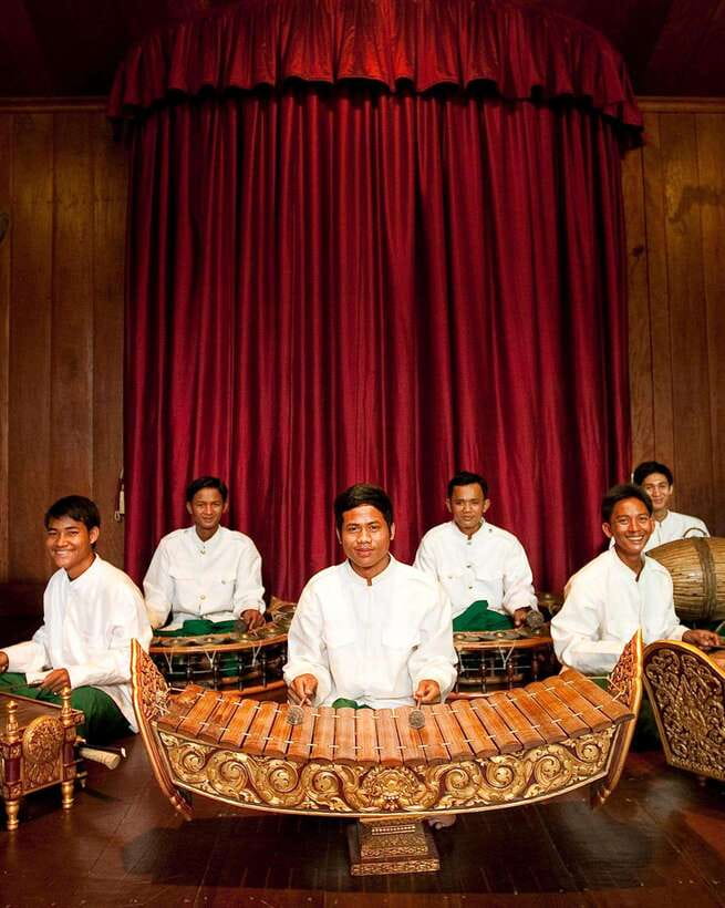 Apsara Theater Performance include dinner & Hotel pick up - Getting picked up from Krong Siem Reap: tuk-tuk timing that keeps you calm