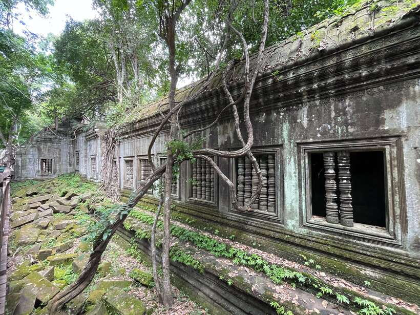 Banteay Srei, Kulen Waterfall & Beng Mealea Exploration - Poeng Chruonh Amazing Cliff: short walk, panoramic payoff