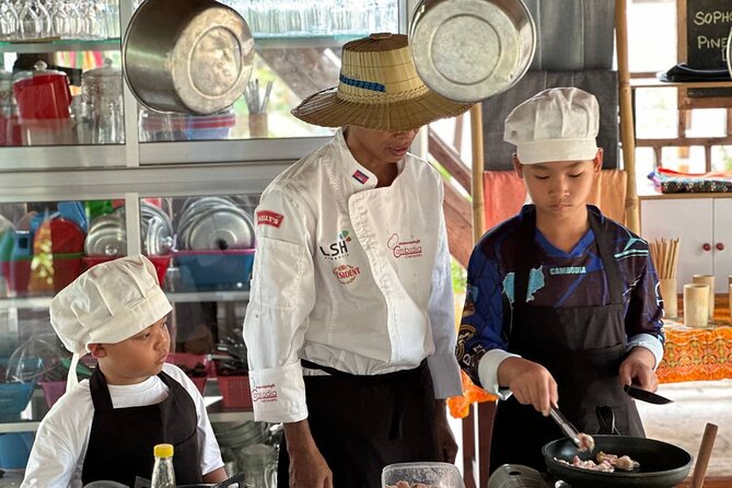 Battambang: Cooking Class and Market Touring - The Kitchen at a Local Home: Cooking 3 Khmer Dishes