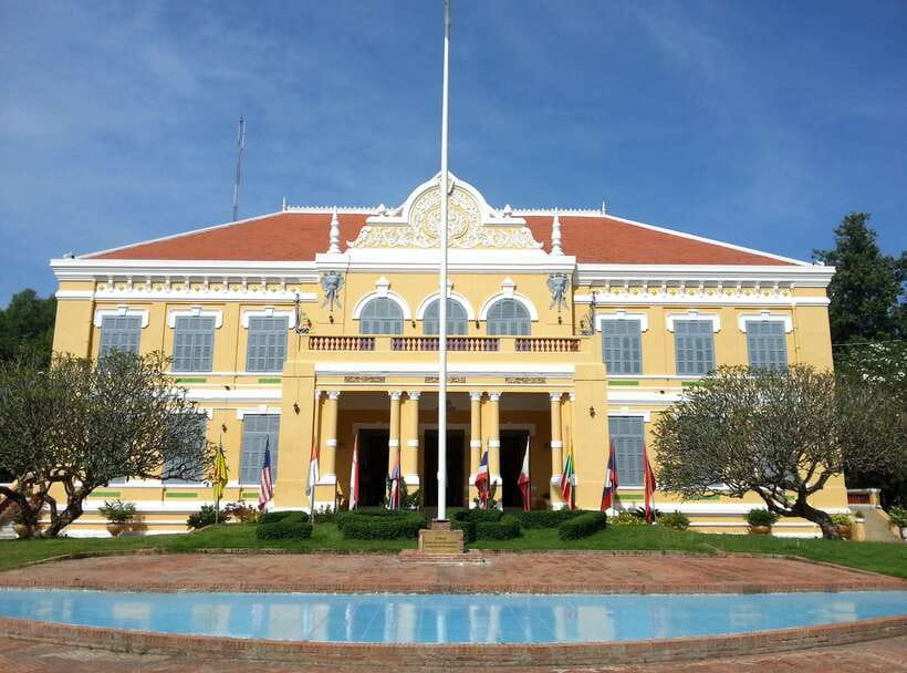Battambang: Tuk-Tuk, Bamboo Train, Killing/Bat Caves, Sunset - Key Highlights Worth Your Time