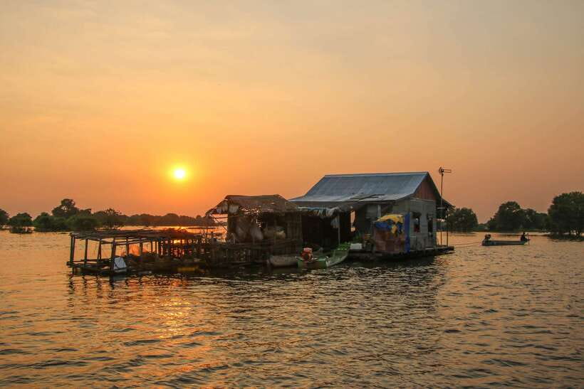 Floating Village and Tonlé Sap Sunset Tour - Should you book the Floating Village and Tonlé Sap Sunset Tour?