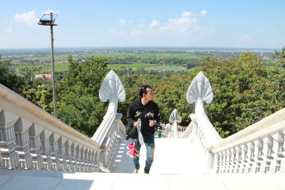 From Phnom Penh: Oudongk Mountain and Koh Chen Island Tour - Getting the most out of it: who should go (and who should think twice)
