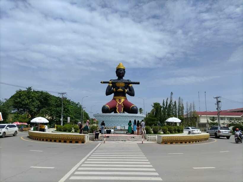 From Siem Reap: Battambang Day Trip Return or to Phnom Penh - Bamboo Train and Hanging Suspension Bridge: The Fun Break You’ll Actually Remember