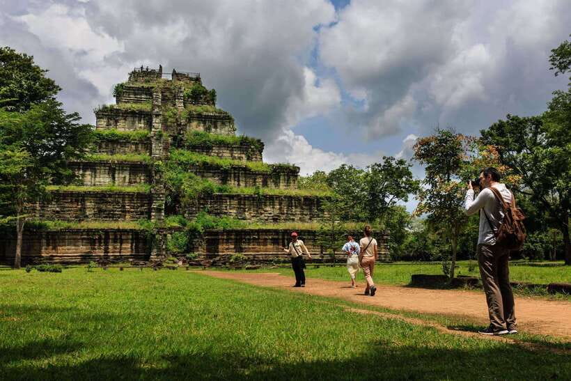 From Siem Reap: Koh Ker and Beng Mealea Temples Tour - Dress Code and Temple Etiquette That Keeps You Comfortable