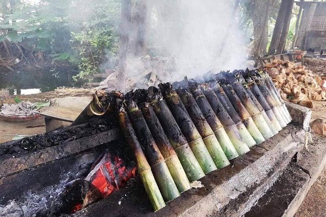 Grand Tour-Ek Phnom. Baset. Bamboo Train. Wat Banan. Phnom Sampov - Bamboo Train at Ou Srolao: The Fun Ride, Plus the Extra $5