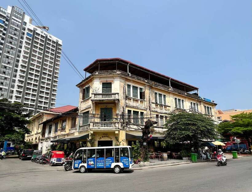 Heritage tour of Phnom Penh in electric bus - What “heritage” means in this route