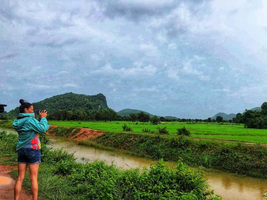 Kampot: Pepper Farm Tours, Salt, Lake & Phnom Chhngok Temple - Organic Pepper Plantation and Tasting at La Plantation