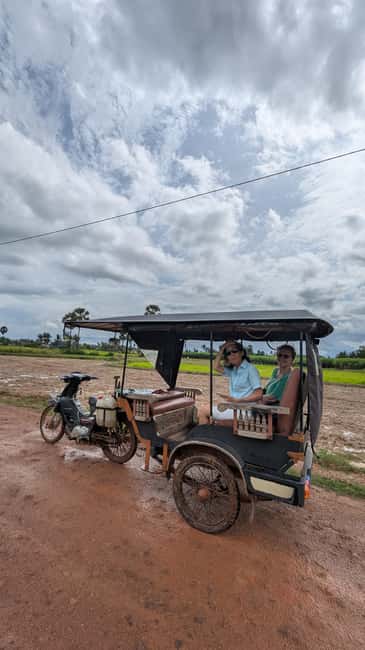 Kampot Pepper & Kep/Crab Market Tours: Salt, Secret lake - A full day stitched from Kampot countryside to Kep seafood energy