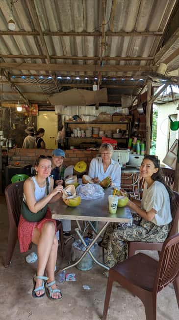 Kampot Pepper & Kep/Crab Market Tours: Salt, Secret lake - Brotek Krola Secret Lake: a quiet photo stop with a real local story