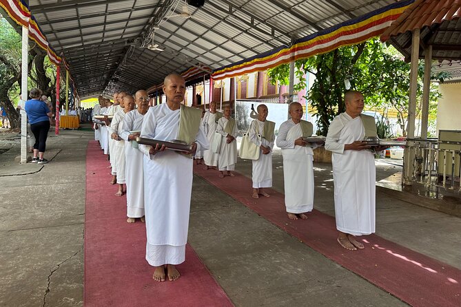 Oudong Mountain History and Pagoda Tour - Wat Arey Kasap Pagoda: A Reset Before the Main Mountain