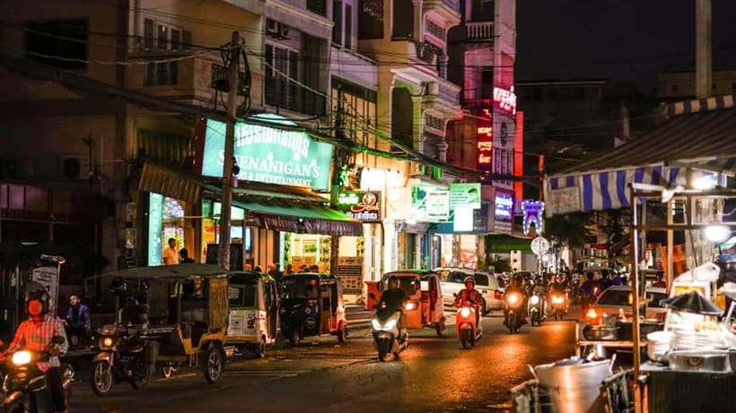 Phnom Penh: 9 Exciting Spots Evening Tuk-Tuk Tour - Key Highlights You’ll Feel Right Away