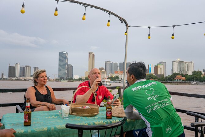 Phnom Penh Bike & Boat Sunset Tour / E-Bike Available - Quick hits before you go