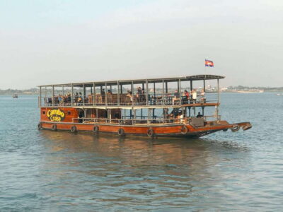 Phnom Penh: Mekong Sunset Dinner Cruise with Live Music - 5:00 PM vs 7:00 PM: which time slot gives you what