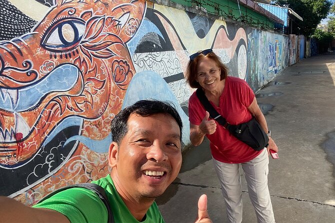 Phnom Penh: Silk Island Sunset Tour by Tuk Tuk - Ferry to Silk Island: the moment everything shifts