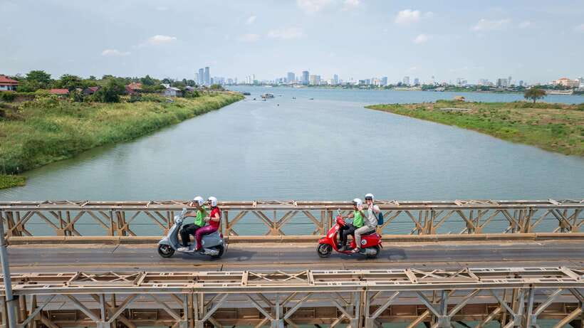Phnom Penh: Silk Island Tour by Vespa with Tuk Tuk Available - Meet-up and getting around: Vespa, safety, and the tuk-tuk option