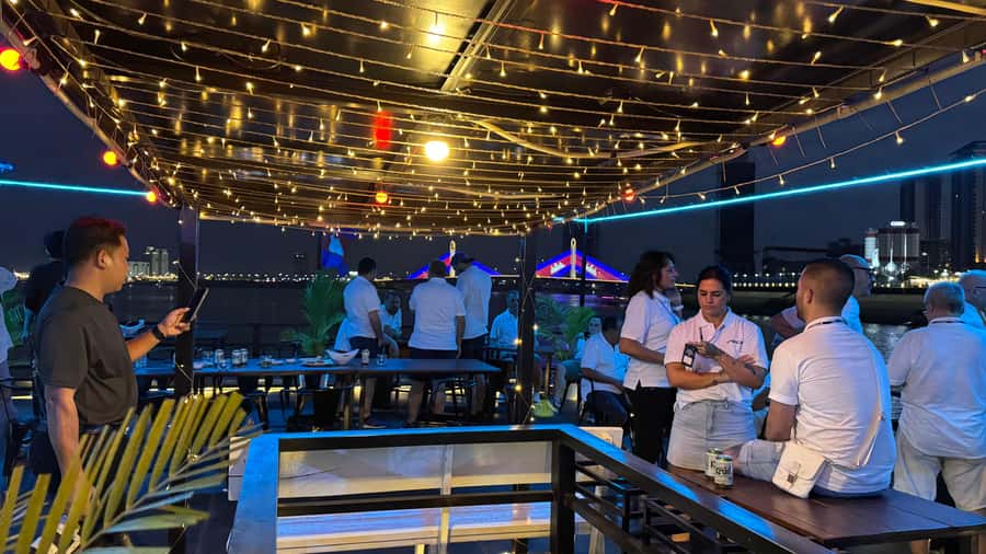 Phnom Penh: Sunset Dinner Cruise with English Speaking Guide - Price and value: where $10 really lands