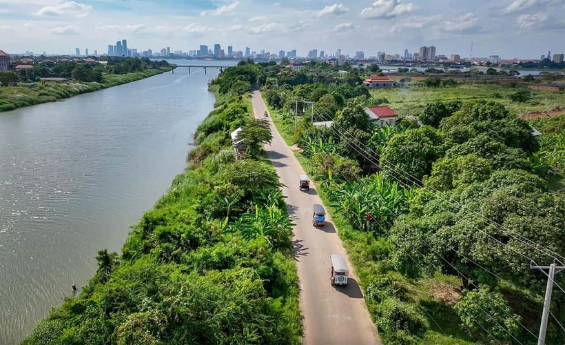 Phnom Penh to Silk Island By Tuk-Tuk with local Expert - A Half-Day Countryside Escape From Phnom Penh