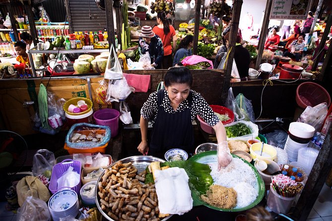 Phnom Penh's Morning Market and Street Art Tour by Tuk tuk - Starting at the National Museum: easy access, easy timing