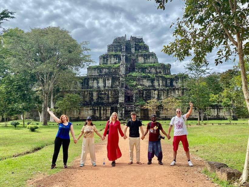 Preah Vihear: Full-Day Preah Vihear and Koh Ker Temple Tour - The day’s pacing: 11 hours, small-group flow, and the long drive reality