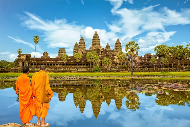 Private Temples Guided Tour (Angkor Wat, Ta Prom & Angkor Thom) - Heat management: the SUV, the water, and why small comforts matter