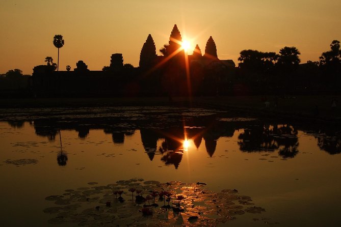 Private Temples Guided Tour (Angkor Wat, Ta Prom & Angkor Thom) - What you’ll learn from the best guides (based on guide names praised)