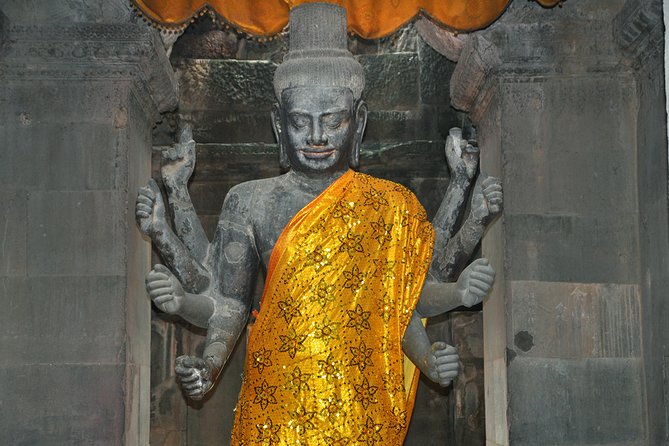 Private Tuk Tuk Tour to Angkor Wat and Small Circle with Two Extras - What a 7:00am Private Tuk Tuk Changes at Angkor
