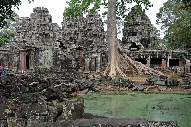 Private Tuk Tuk Tour to Angkor Wat and Small Circle with Two Extras - Angkor Thom South Gate and Victory Gate Views
