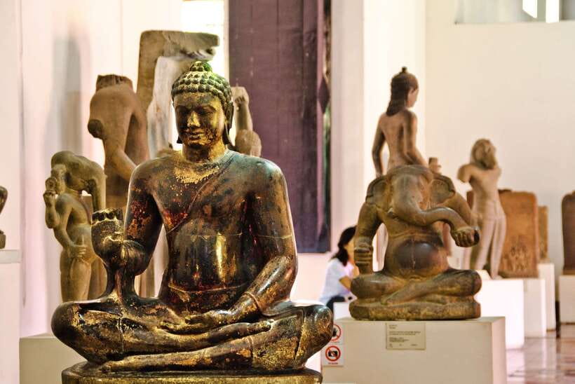 Royal Palace, National Museum & Wat Phnom with Private tour - Phnom Penh in Four Hours: the best kind of short tour