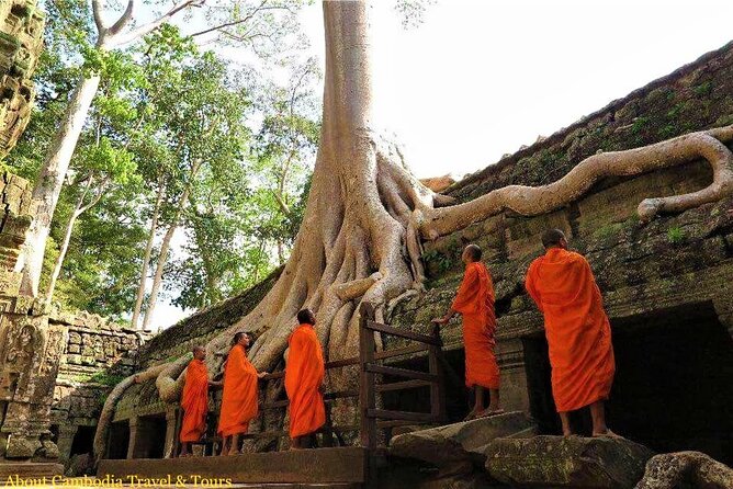 Siem Reap 2 Days Private Tour Angkor Wat and Floating Village - Day 2 on Tonle Sap: Lake Life, Kampong Pluk, and Calm Temple Stops