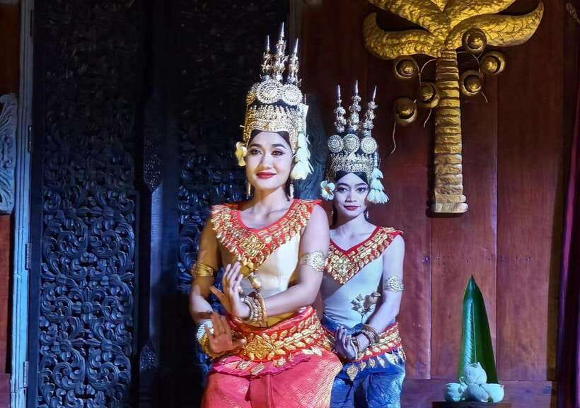 Siem Reap: Amazon Angkor Buffet Traditional Fairy Dance Show - The Buffet Spread: Cambodian BBQ, Sukiyaki Soups, and Western Comfort