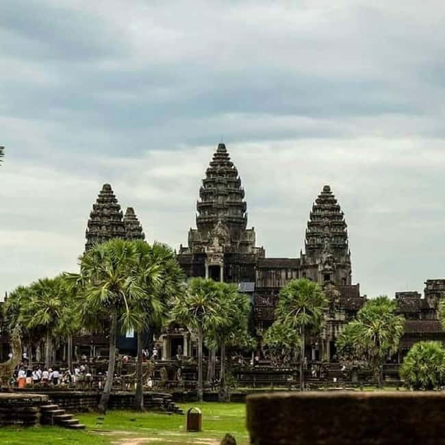 Siem Reap: Angkor 1-Day Private Tour with Sunset or Sunrise - Key things that make this tour special