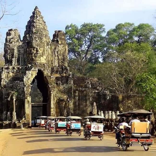 Siem Reap: Angkor 1-Day Private Tour with Sunset or Sunrise - Picking sunrise or sunset: which Angkor mood fits you?