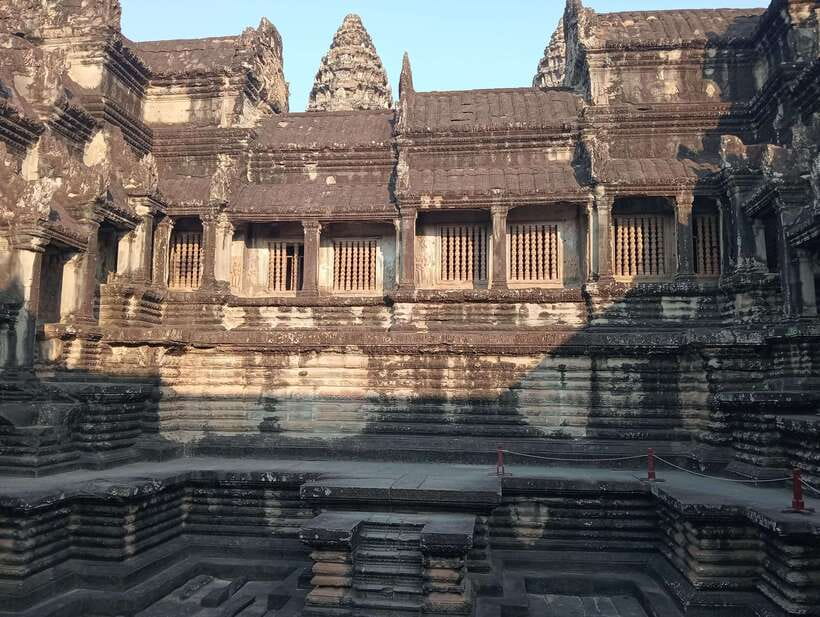 Siem Reap: Angkor Full-Day Group Tour with Japanese Guide - Ta Prohm jungle temple: the ruins with tree roots